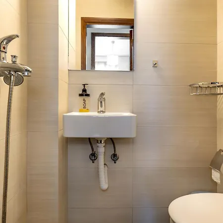 Rhodes Heart Close To The Old Town Daire